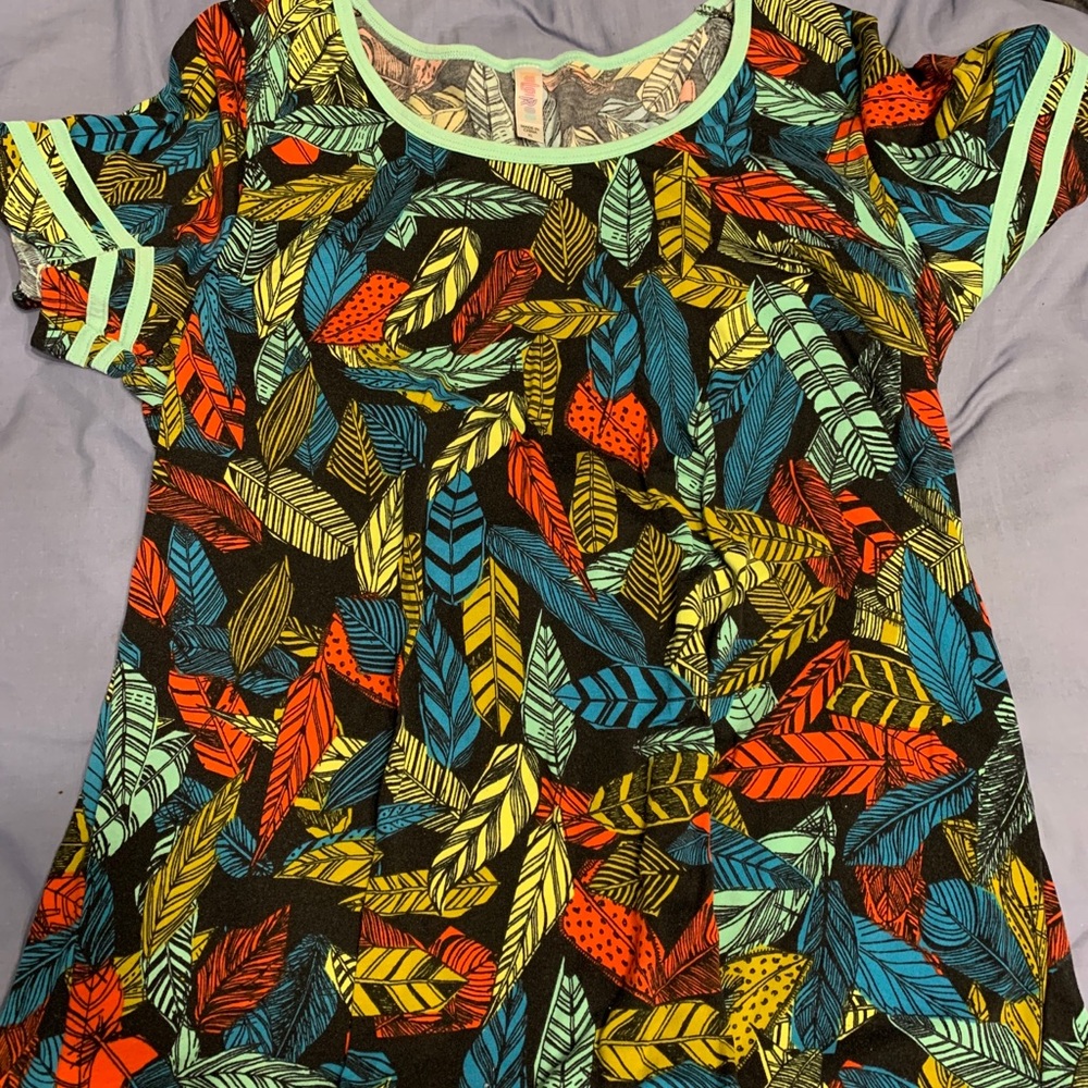 Lularoe feather top